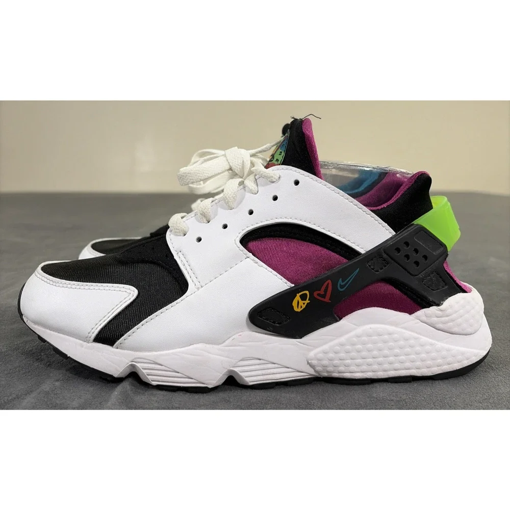 Nike Air Huarache Peace Love Swoosh White Black Multi DM8152-100 Mens 9 Charity